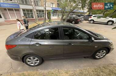 Седан Hyundai Accent 2013 в 