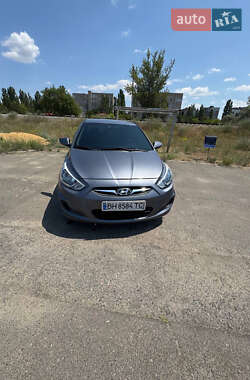 Седан Hyundai Accent 2016 в Миколаєві
