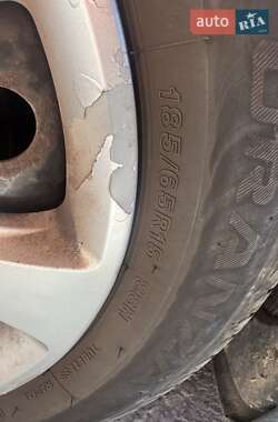 Хэтчбек Hyundai Accent 2013 в 