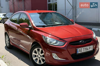 Седан Hyundai Accent 2012 в Киеве