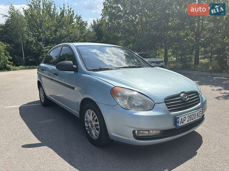 Седан Hyundai Accent 2010 в Запоріжжі