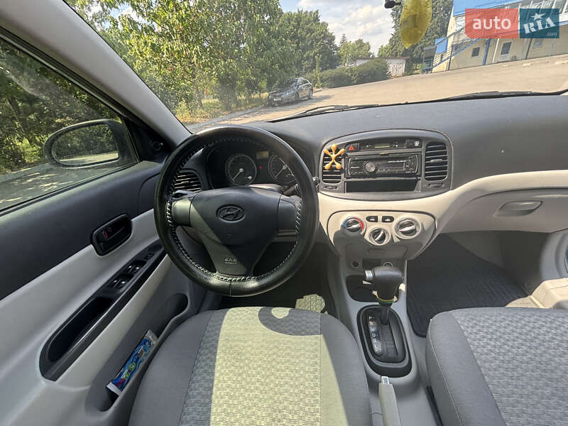 Седан Hyundai Accent 2010 в Запоріжжі
