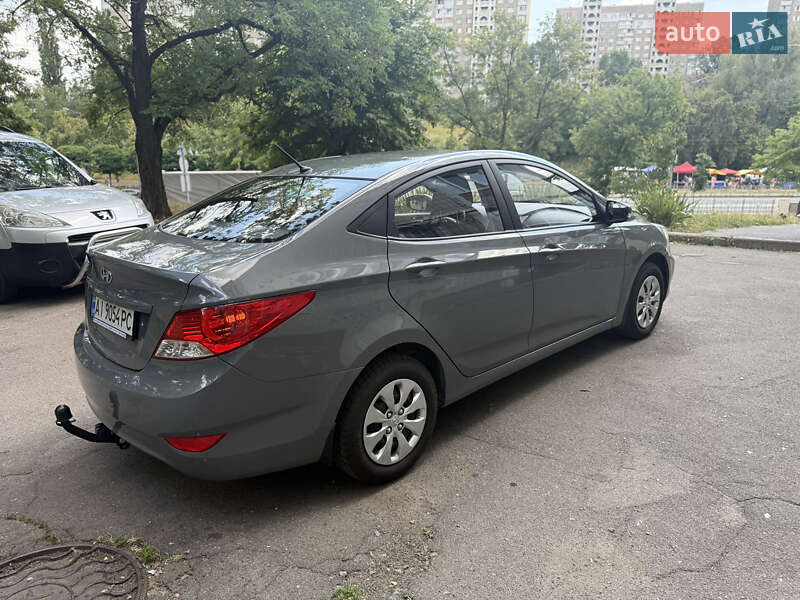 Седан Hyundai Accent 2019 в Киеве