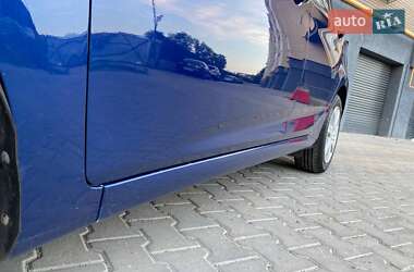 Хэтчбек Hyundai Accent 2015 в 