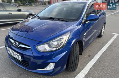 Седан Hyundai Accent 2013 в 