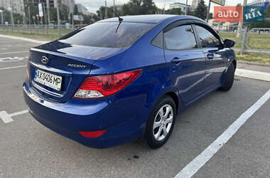 Седан Hyundai Accent 2013 в 