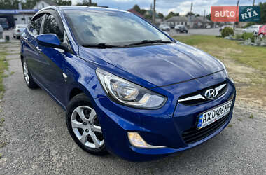 Седан Hyundai Accent 2013 в 
