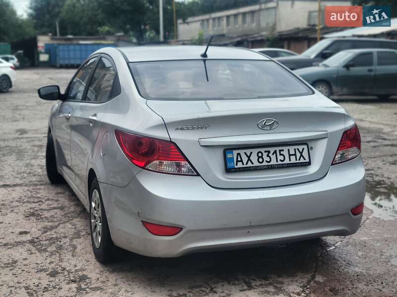 Седан Hyundai Accent 2016 в Львове