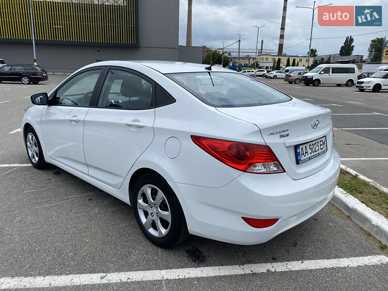 Седан Hyundai Accent 2018 в Києві