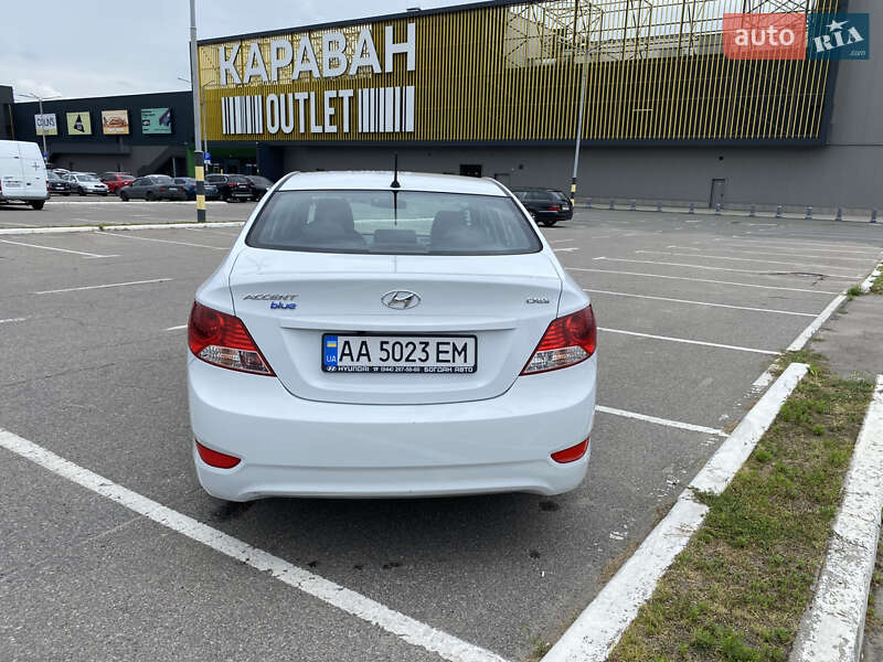 Седан Hyundai Accent 2018 в Києві