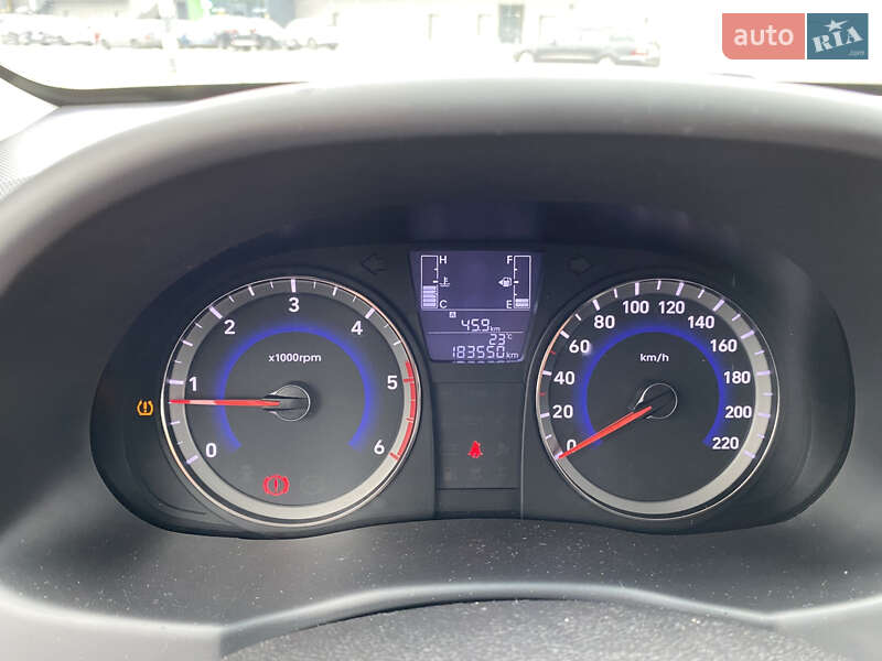 Седан Hyundai Accent 2018 в Києві