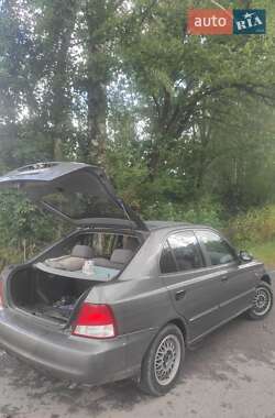 Лифтбек Hyundai Accent 2000 в 
