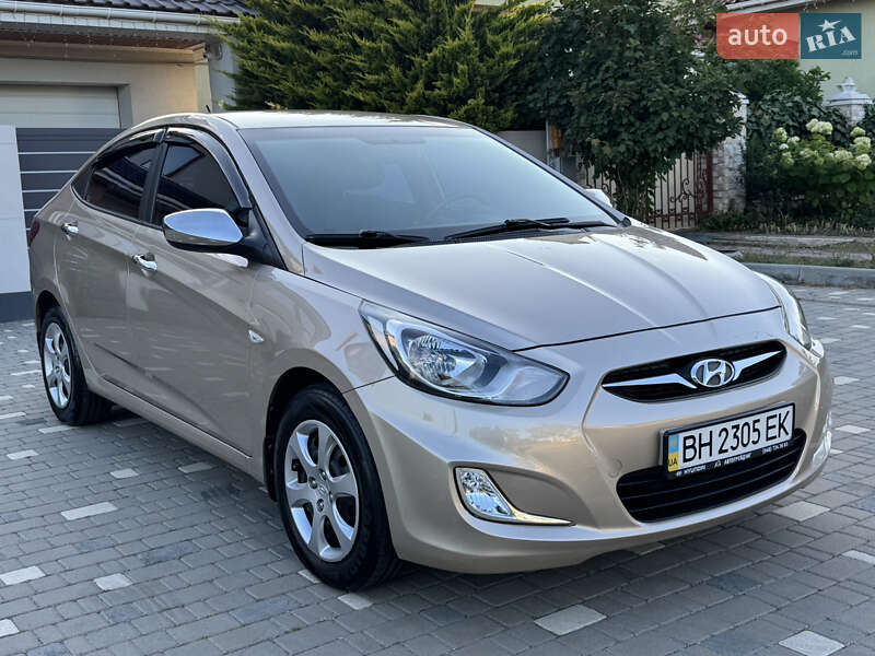 Седан Hyundai Accent 2013 в Одессе