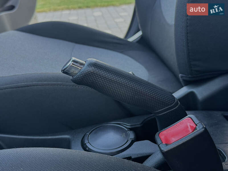Седан Hyundai Accent 2013 в Одессе