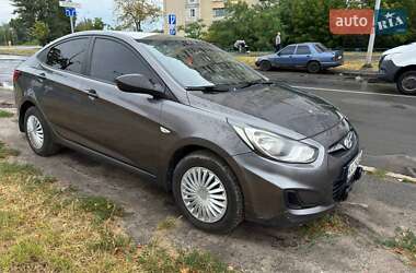 Седан Hyundai Accent 2014 в 