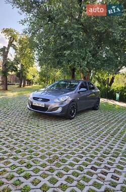 Седан Hyundai Accent 2011 в Харькове