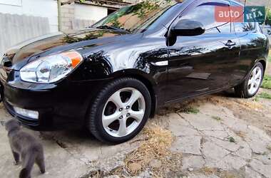 Хэтчбек Hyundai Accent 2008 в 