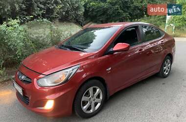 Седан Hyundai Accent 2013 в Киеве