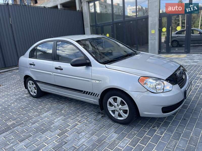 Седан Hyundai Accent 2008 в Полтаве