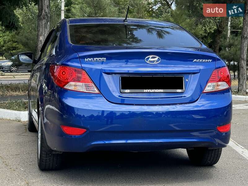 Седан Hyundai Accent 2013 в Одессе