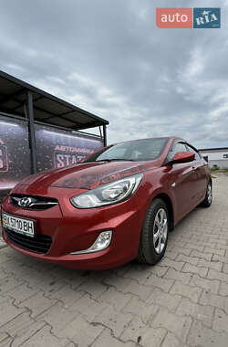 Седан Hyundai Accent 2012 в Славуте