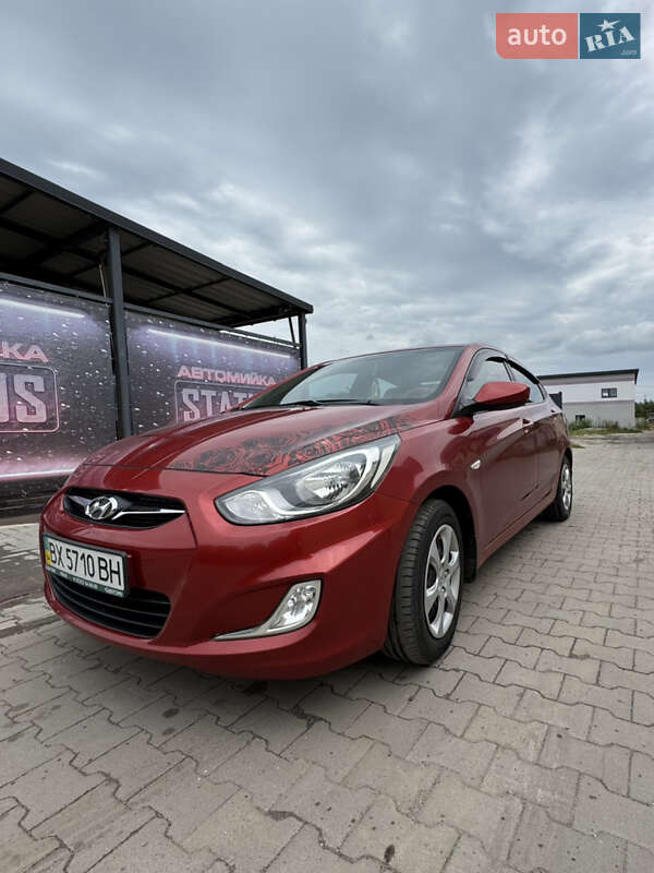 Седан Hyundai Accent 2012 в Славуті