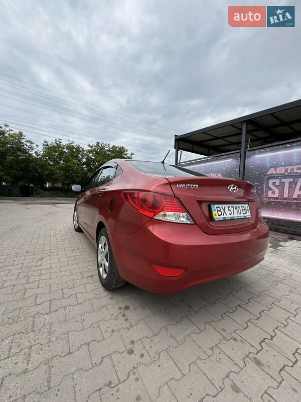 Седан Hyundai Accent 2012 в Славуті