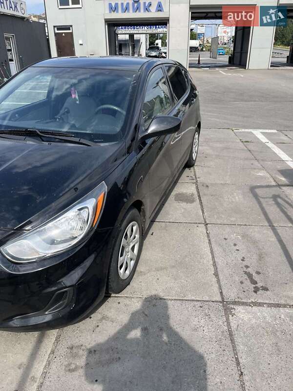 Хэтчбек Hyundai Accent 2013 в Киеве фото 6 Хэтчбек Hyundai Accent 2013 в Киеве