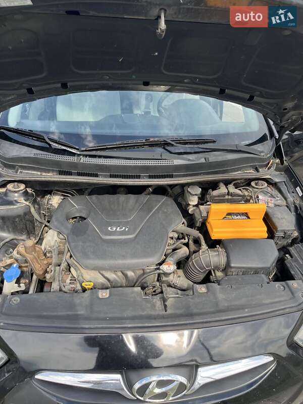 Хэтчбек Hyundai Accent 2013 в Киеве фото 11 Хэтчбек Hyundai Accent 2013 в Киеве