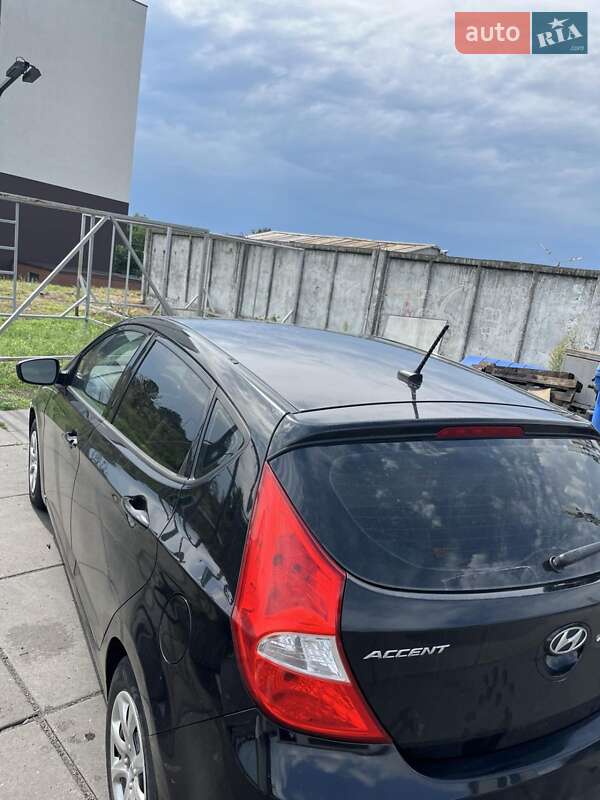 Хэтчбек Hyundai Accent 2013 в Киеве фото 26 Хэтчбек Hyundai Accent 2013 в Киеве