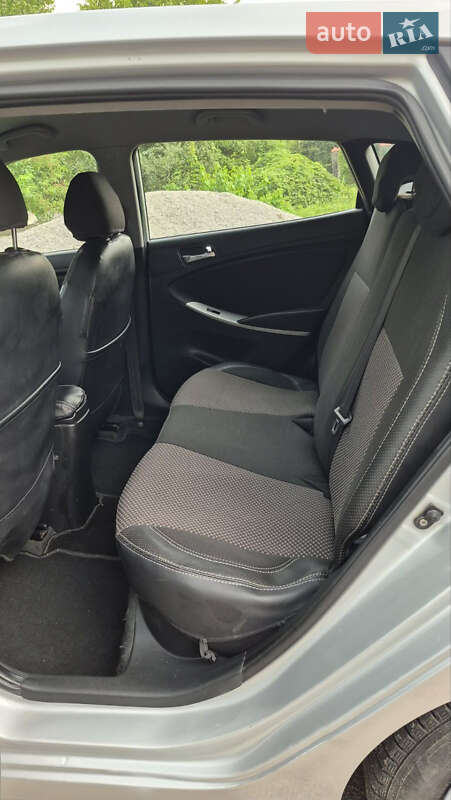 Хетчбек Hyundai Accent 2012 в Вінниці