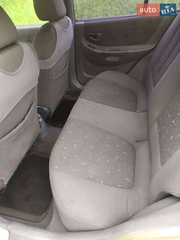 Седан Hyundai Accent 2003 в Киеве
