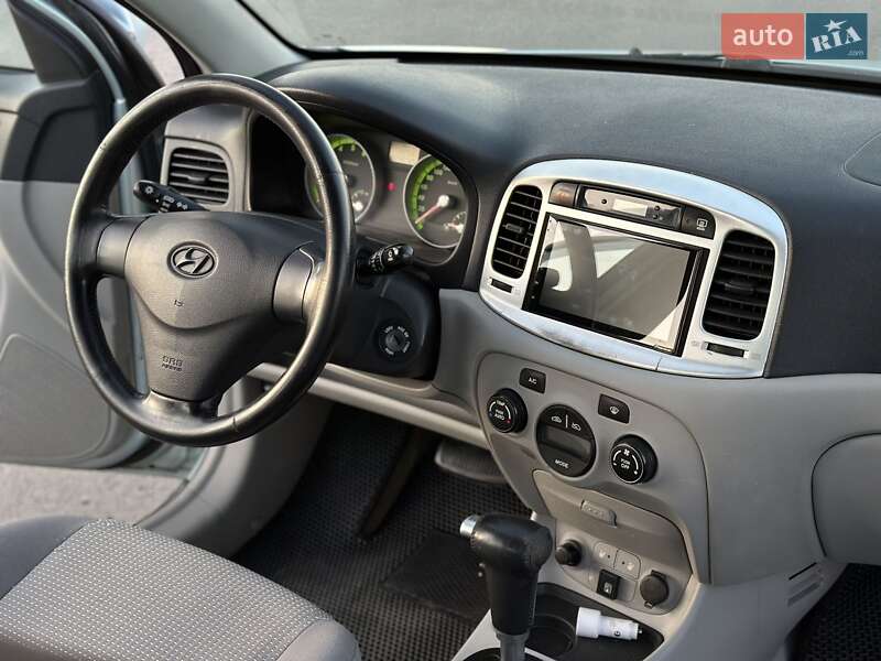 Хэтчбек Hyundai Accent 2008 в Одессе