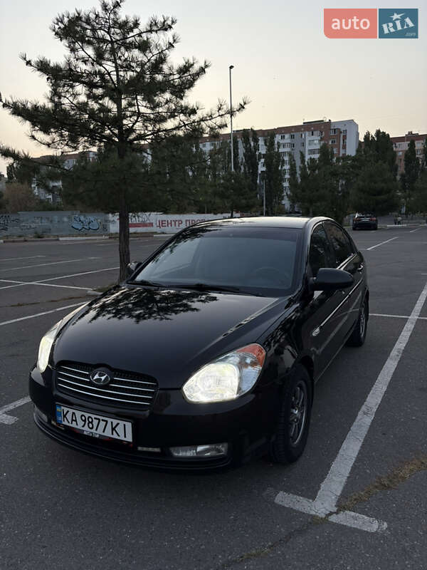 Hyundai Accent 2008