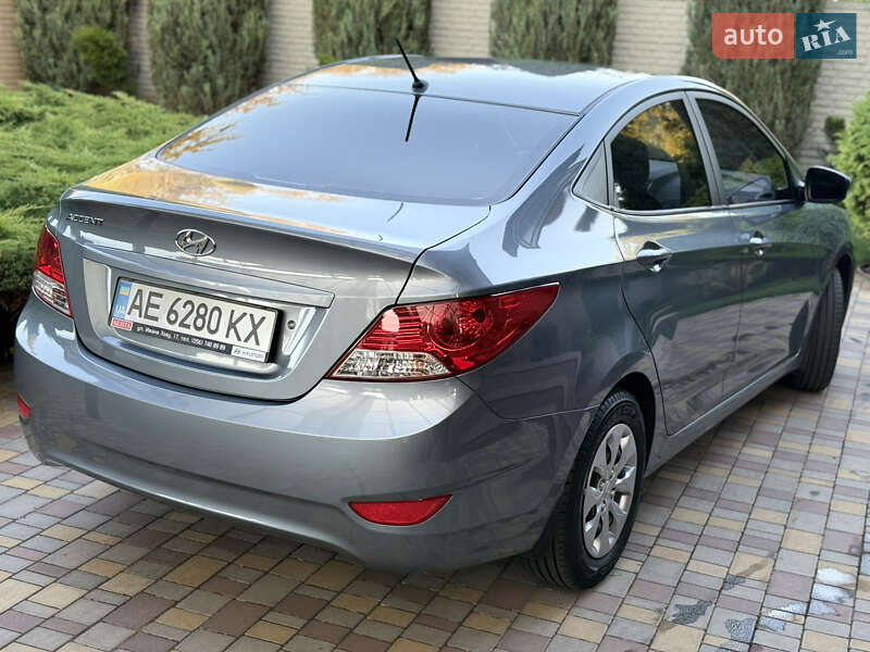 Седан Hyundai Accent 2019 в Днепре