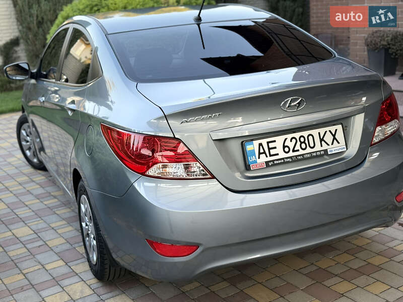 Седан Hyundai Accent 2019 в Днепре