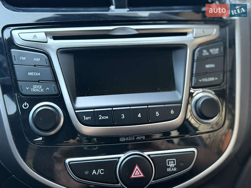 Седан Hyundai Accent 2019 в Днепре