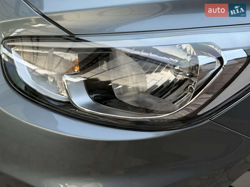 Седан Hyundai Accent 2019 в Днепре