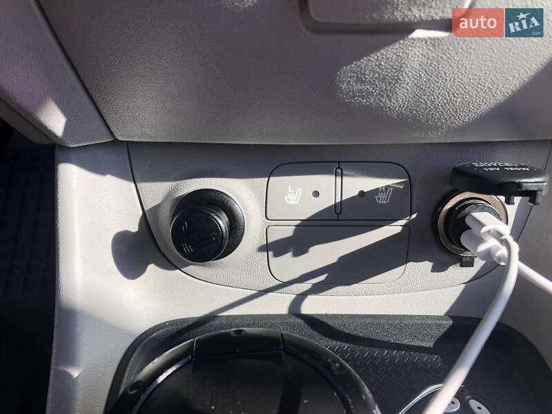 Седан Hyundai Accent 2008 в Ирпене