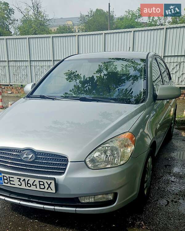 Hyundai Accent 2008