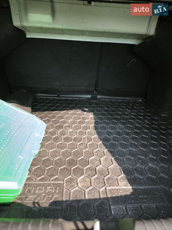 Седан Hyundai Accent 2011 в Павлограді