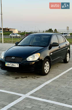 Седан Hyundai Accent 2009 в Киеве