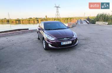 Седан Hyundai Accent 2011 в 