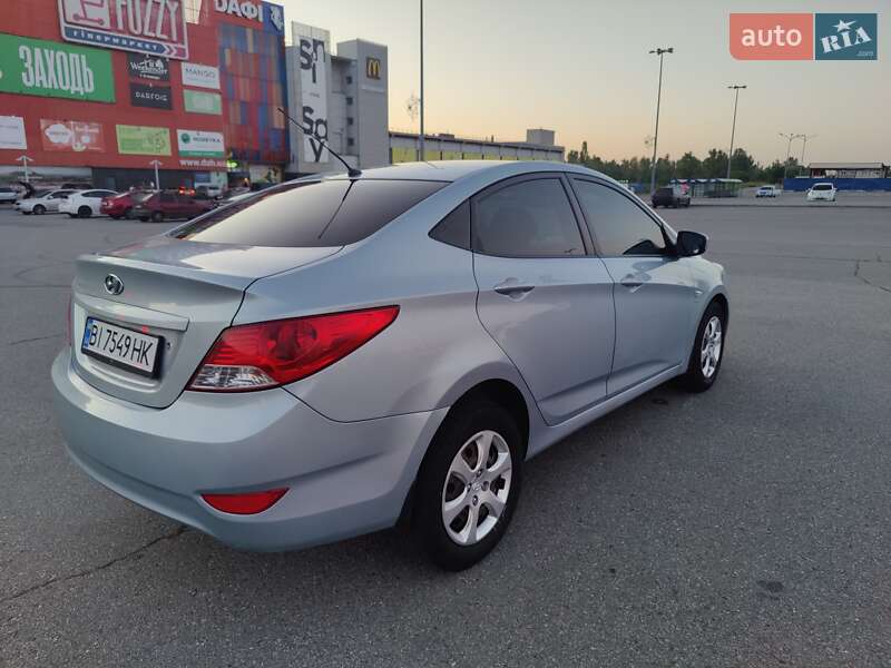 Седан Hyundai Accent 2011 в Харькове