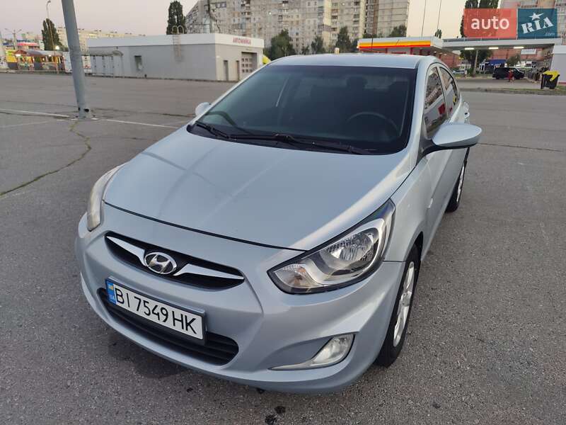 Седан Hyundai Accent 2011 в Харькове