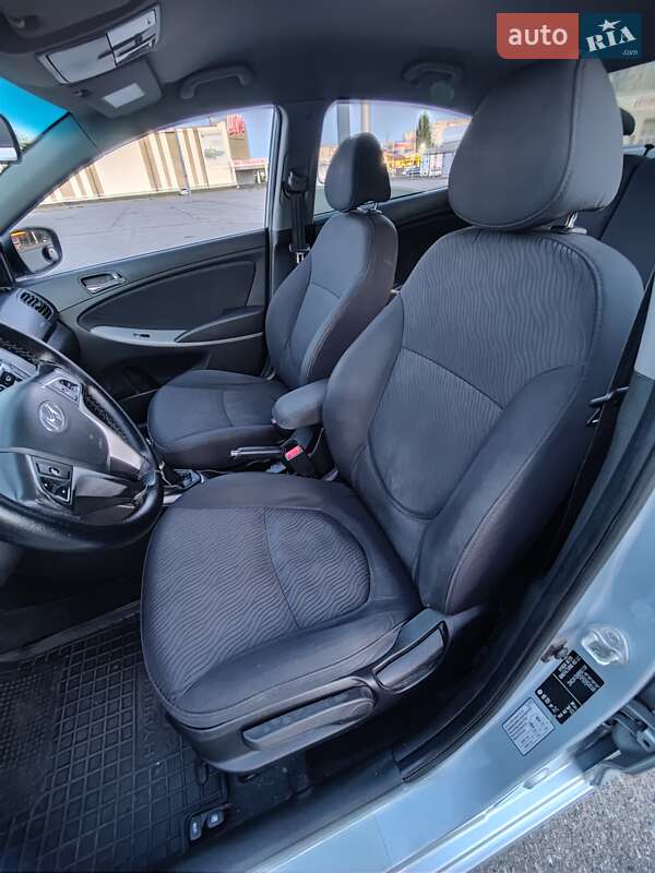 Седан Hyundai Accent 2011 в Харькове