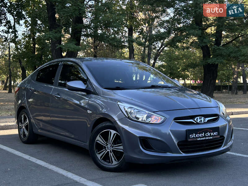 Седан Hyundai Accent 2016 в Миколаєві