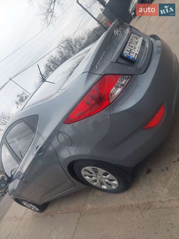 Седан Hyundai Accent 2019 в Белгороде-Днестровском