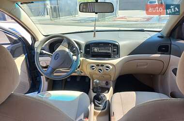 Седан Hyundai Accent 2008 в 