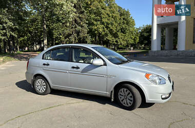 Седан Hyundai Accent 2008 в Киеве